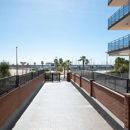 Apartment At065 Primera Linea De La Playa, Airco Y Aparcamiento Privado Torredembarra